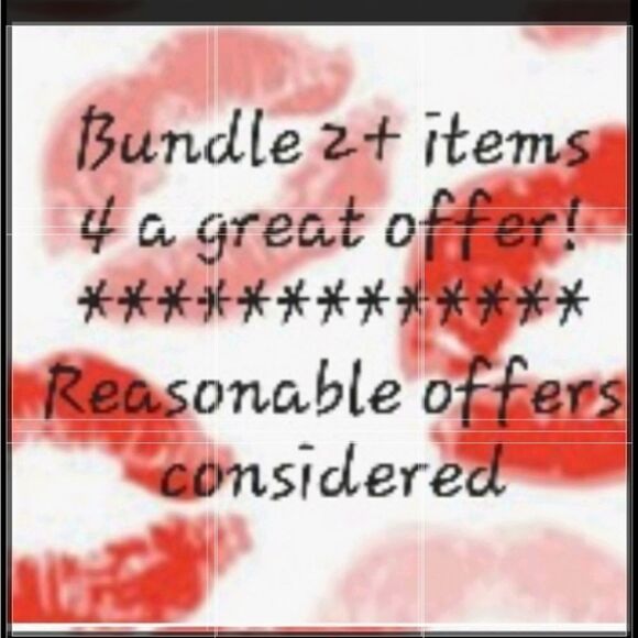 New WOODEN PATRIOTIC BUTTERFLY EARRINGS USA fun whimsical kawaii July 4th - Picture 6 of 6